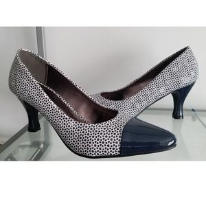 Bellini Zip Pump Navy  & White Cap Toe & Pattern10